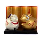 Jahrestierfigur 2015: Sch�fchenpaar - gold und perlweiss