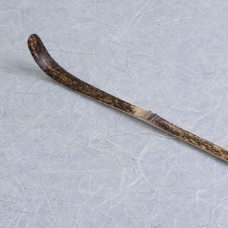 Chashaku mit ausgeprgter Maserung