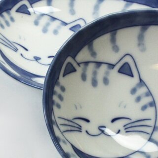 2 Teller Nekochiguratora 10 cm �