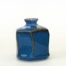 Kleine Vase Rokkaku, blau, 9 cm hoch