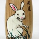 Kokeshi zum Jahr des Hasen 2023, 19 cm hoch