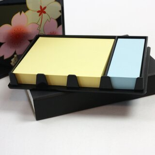 Lackbox Sakura  mit Haftzetteln