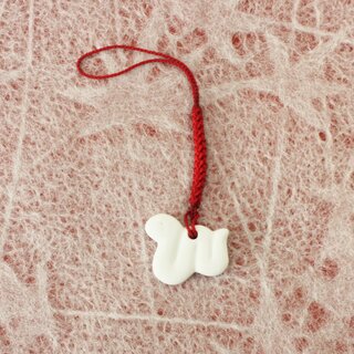 Jahrestierfigur 2025: Anhnger Schlange wei