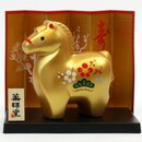 Jahrestierfigur 2026: Goldenes Pferd