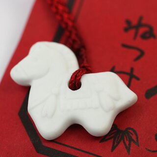 Jahrestierfigur 2026: Strap Pferd