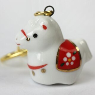 Jahrestierfigur 2026: Schlsselring Pferd