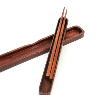 Essst�bchen mit Case aus dunklem Holz, St�bchen mit Transportbeh�lter