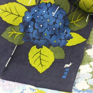 Tenugui Hortensien & Schirme 90 x 34 cm