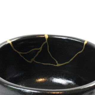 Matchaschale, Matchawan Tenmoku im Kintsugi-Stil