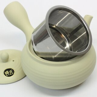 Gr�nteekanne, Kyusu cremewei�