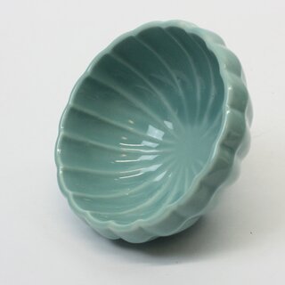 Kleines Sch�lchen Kikugata blau 8,5 cm