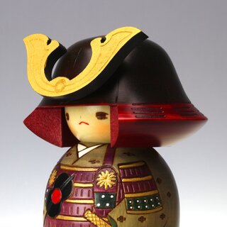 Kokeshi Samurai, japanisches Set mit Stellwand und Podest